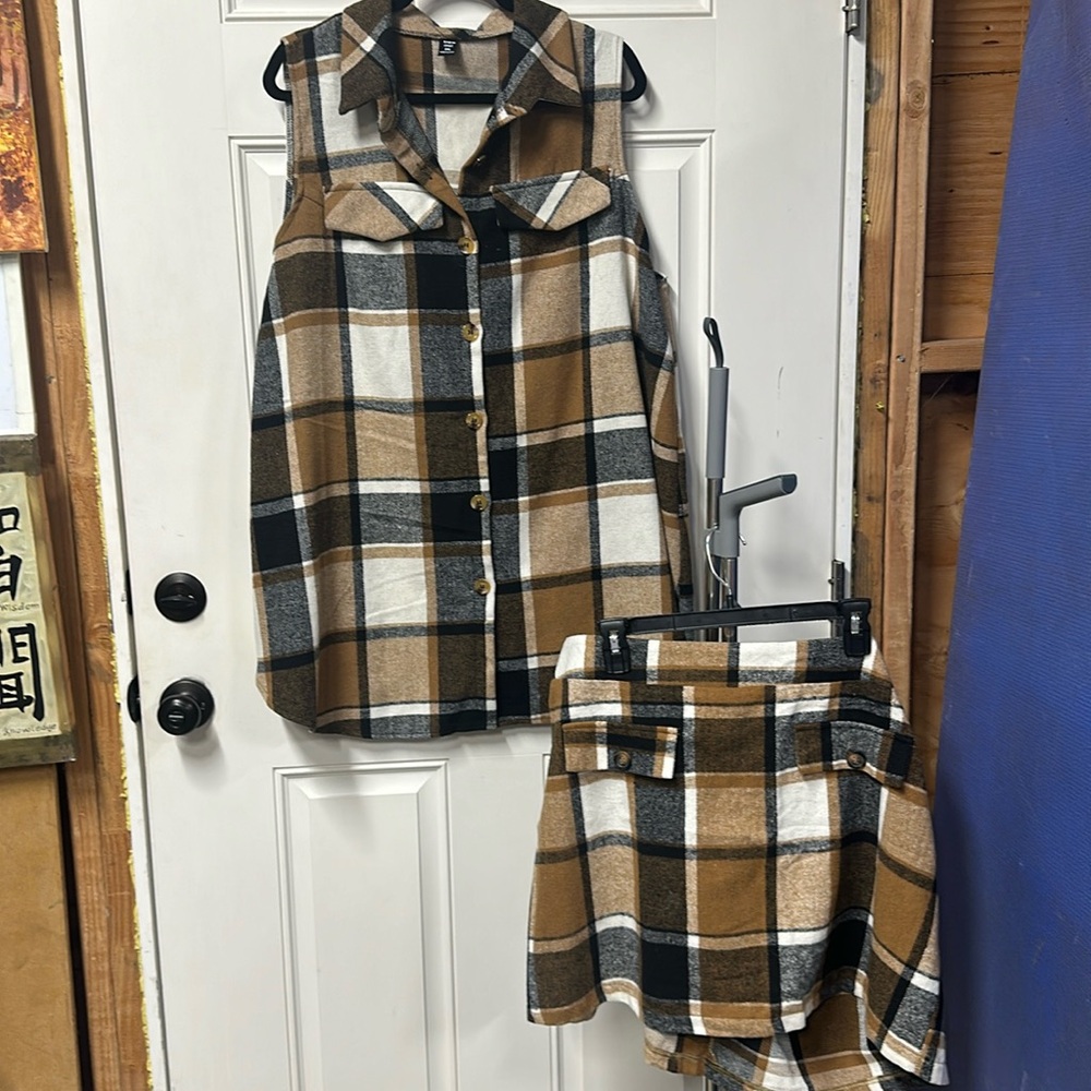 Shein 2X plaid mini skirt and tunic top set